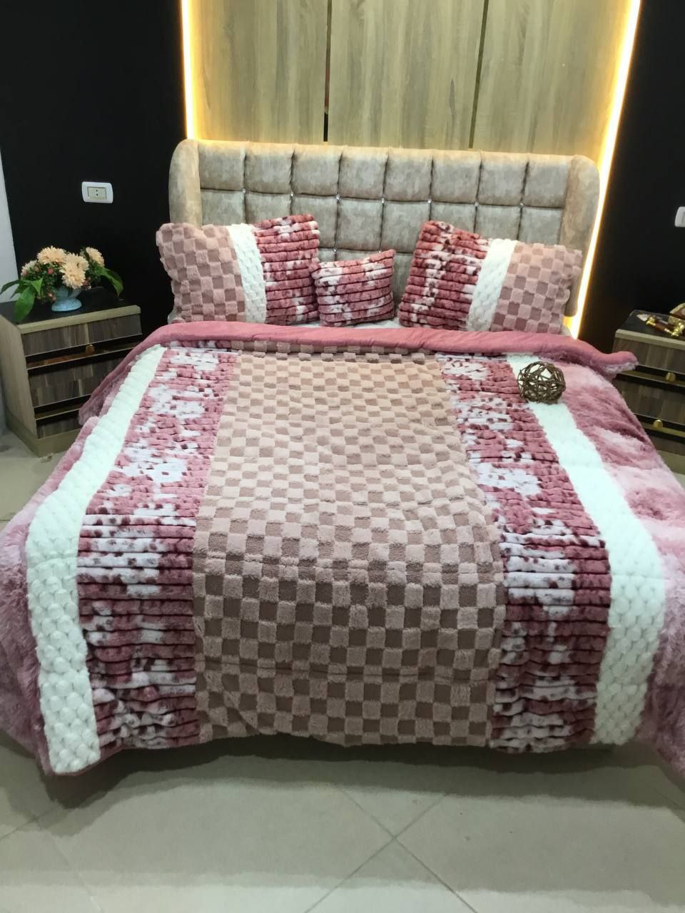 اكبر تشكيل لحاف الماسه كبير 4 قطع و3 قطع علي حسب الصوره 🤩 خصم خطيييير وفرصه لن تتكرر🌰