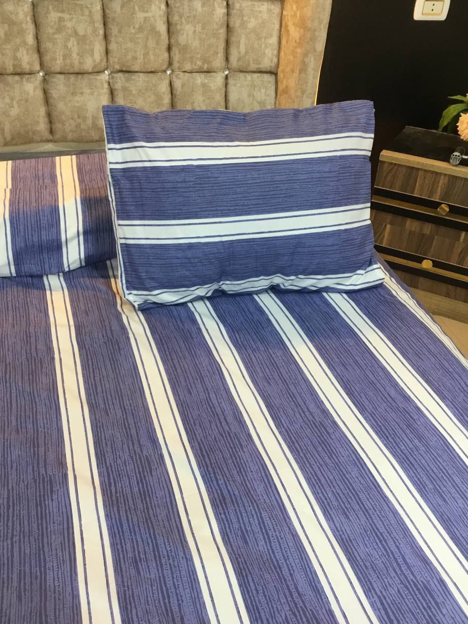 طقم المصريه  6 قطع شبابي ورسومات فنش بالمظبوط وخامهً خطيره توووحفه ❤️❤️ 2 ملايه 170*230 2 مخده 40*120 2 خداديه 50*60