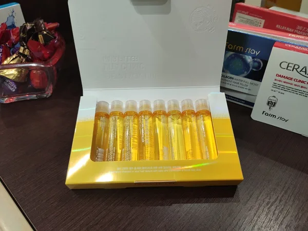 فارم ستاي امبولات فيلر الشعر  بالفيتامينات  - ديرما كيوب فيتا كلينك 13 مللي |  Farm Stay Derma Cube Vita Clinic Hair Filler - 1Pack (13Ml X 10Pcs)