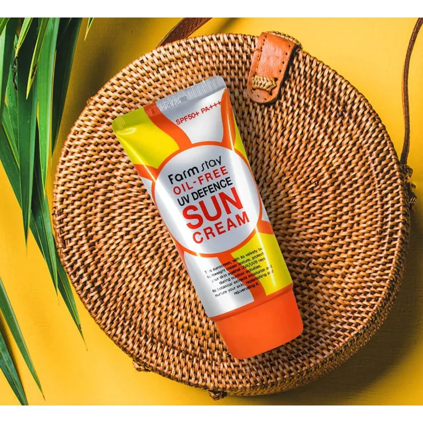 فارم ستاي كريم  حماية من الشمس خالى من الزيوت صن بلوك  |  FARM STAY OIL-FREE UV Defense Sun Cream - sun block