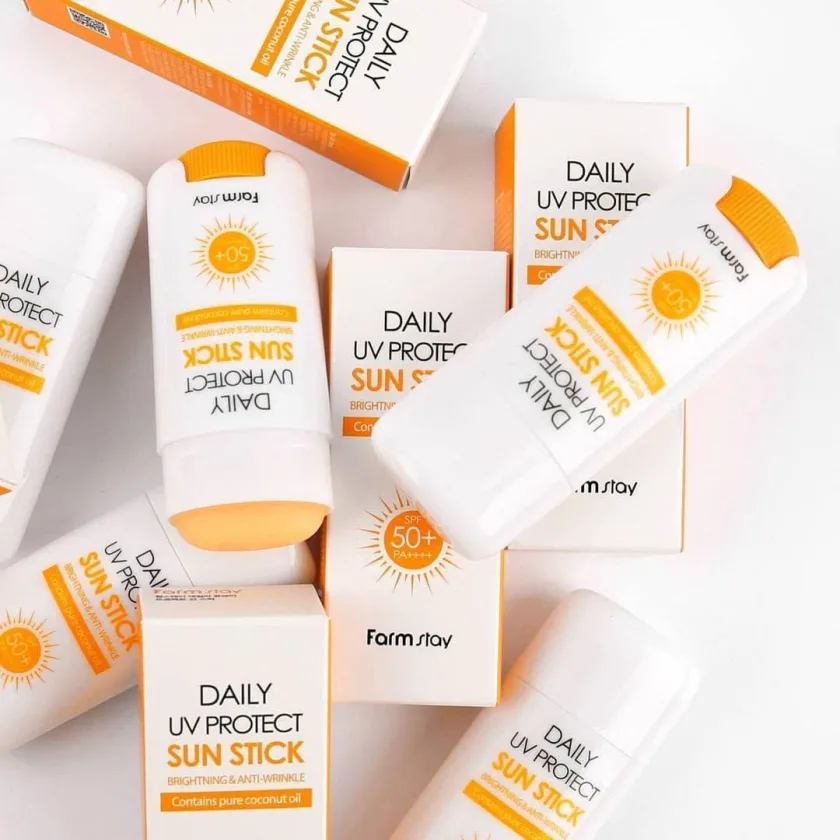 فارم ستاي كريم الوقاية من اشعة الشمس صن بلوك استيك 16جم  |  Farmstay  Daily UV Protect Sun Stick-16g SPF50+ PA++++ | Sunscreen