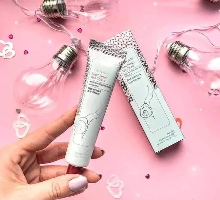 فارم ستاي كريم العين بالحلزون مضاد للتجاعيد 40 ملل  |  Farm stay Snail Repair Eye Cream - Brightening & Anti Wrinkle 40 ML