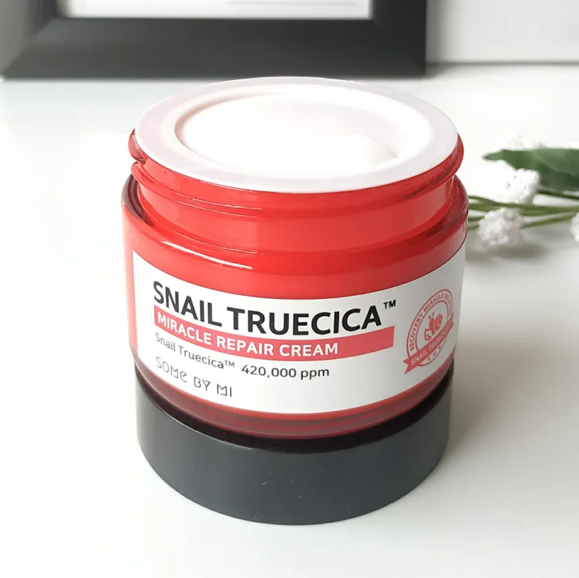 سام باي مي كريم ترميم سنيل تروسيكا ميراكل 60 جم  |  Some By Mi Snail Truecica Miracle Repair Cream - 60 gm