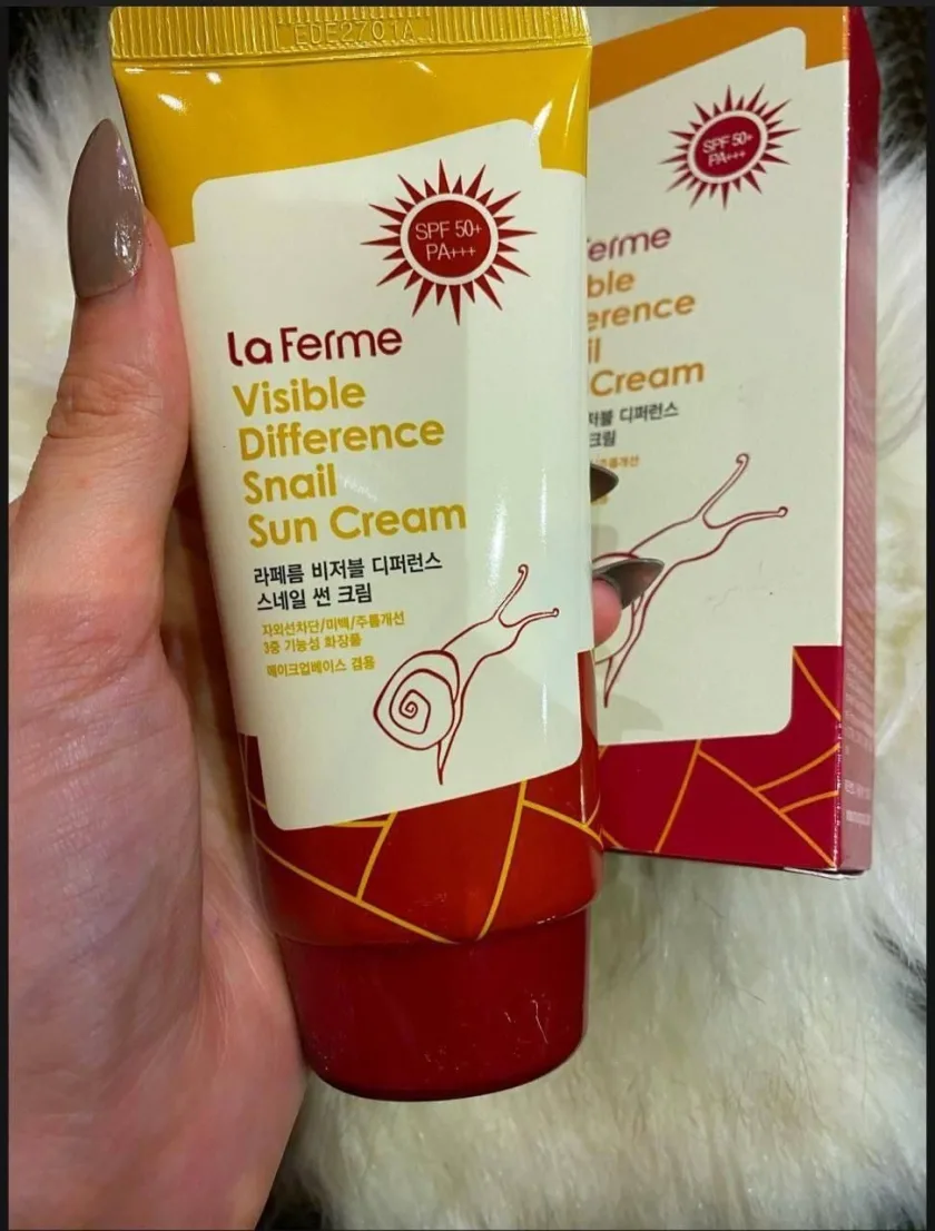 فارم ستاي كريم الوقاية من اشعة الشمس بالحلزون 70 جم (صن بلوك)  |   Farm stay  La Ferme Visible Difference Snail Sun Cream 70g