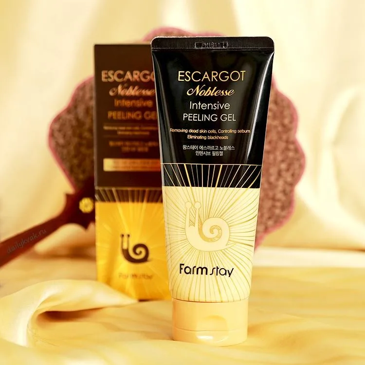 فارم ستاي جل تقشير مكثف بالحلزون 180 ملل  |  Farm Stay Escargot Noblesse Intensive Peeling Gel 180ml