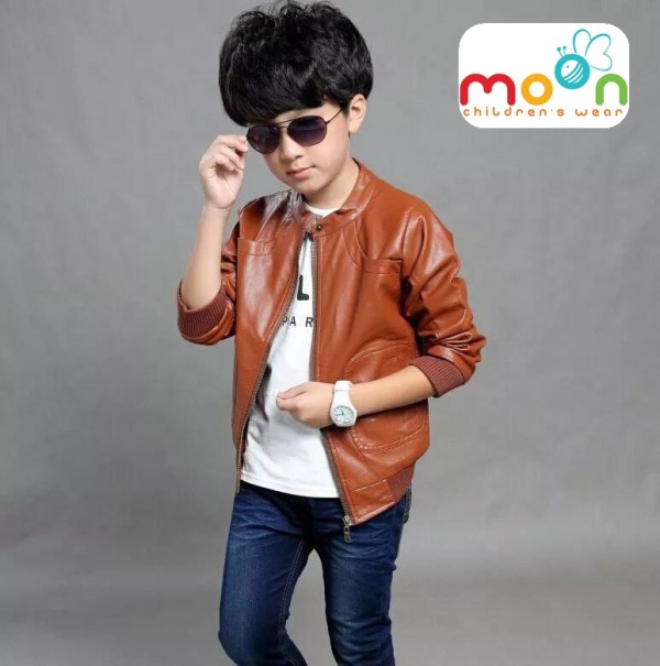 530 جاكيت جلد وسط