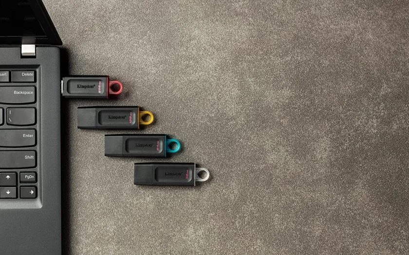 فلاشة 32 جيجا ماركة كينجستون usb3 kingston