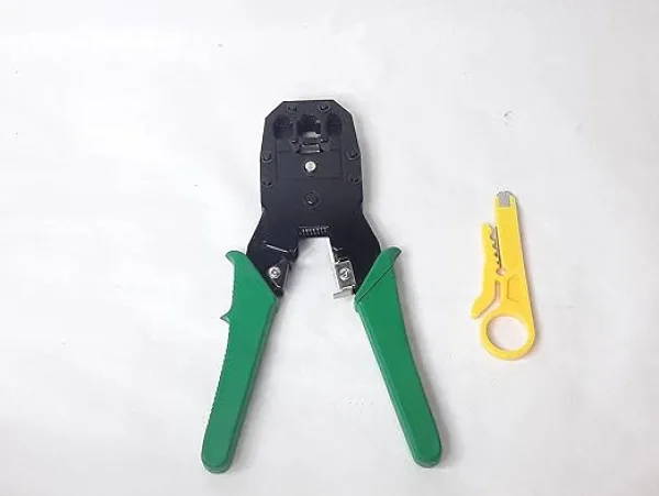 Cable and Phone Plug اراجه نت