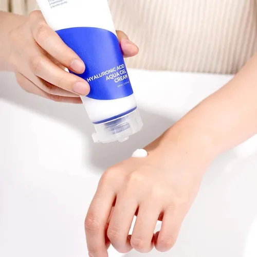 إيسنتري كريم جل هيالورونيك اسيد مرطب للوجه - 100 مل |  ISNTREE Hyaluronic Acid Aqua gel cream - 100ml