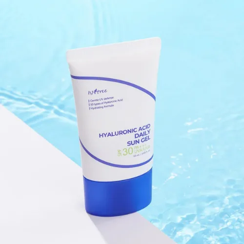 إيسنتري جل الشمس اليومي بحمض الهيالورونيك عامل حماية   SPF 30 PA+++( 50 مل )  | Isntree Hyaluronic Acid Daily Sun Gel SPF 30 PA+++ 50ml