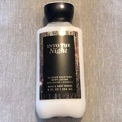 باث آند بودي وركس لوشن الجسم " ان تو ذا نايت " 236 مل  |  Bath & Body Works Into the Night Body Lotion 236ml