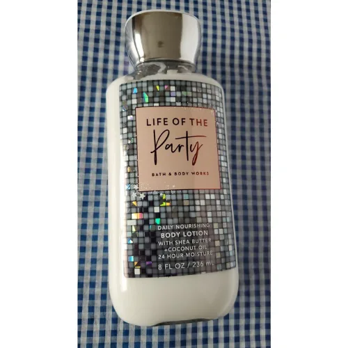 باث آند بودي وركس لوشن الجسم " لايف اف ذا بارتي "  236 مل  |  Bath & Body Works life of the party Body Lotion 236ml