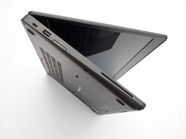 Dell Latitude E5480 Corei5-6440HQ – 8G Ram – 256G SSD