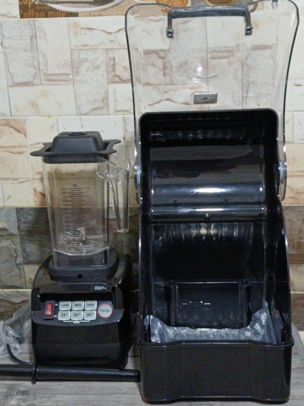 خلاط JTC كاتم للصوت
