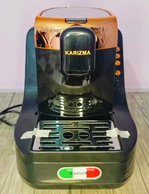 ماكينة قهوة كاريزما
