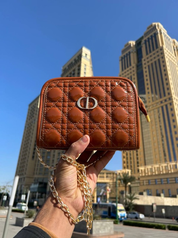 Dior