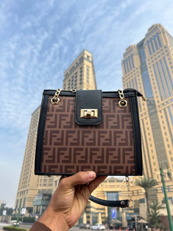 ماركا كلبس