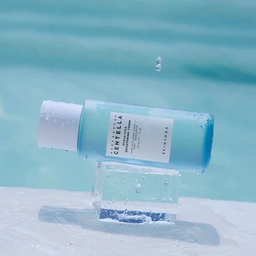 سكين 1004 مدغشقر سنتيلا تونر هايلو سيكا للتفتيح 210مل | SKIN1004 madagascar centella hyalu cica brightening toner 210ml