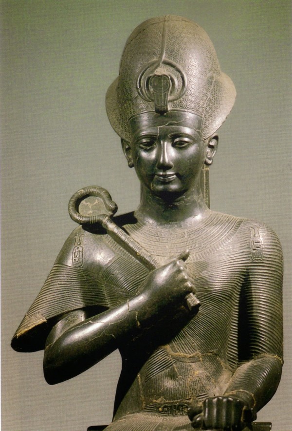 تعامد الشمس على معبد أبو سمبل          (طبعة أولي اليكترونية، عام 2019م)