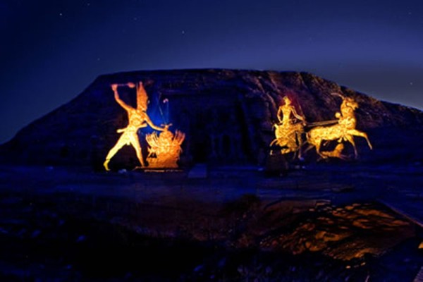 تعامد الشمس على معبد أبو سمبل               (طبعة  ثالثة ورقية بالألوان، مارس 2025م)