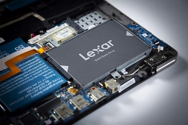 Lexar NS100 2.5-Inch SATA III 6GB/s Internal SSD, 512GB Capacity