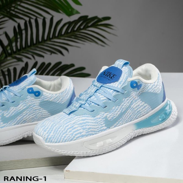 حذاء Nike – الراحة والأناقة في كل خطوة!