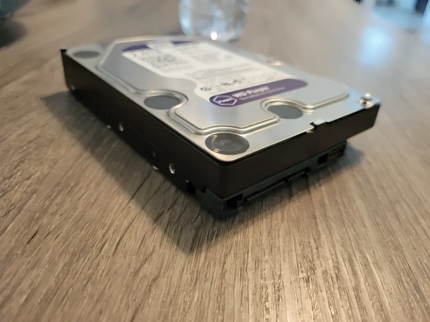 WD Purple 2 TB HDD 5400 RPM SATA 6 Gb/s 64 MB 3.5 " Internal Hard Drive WD20PURZ
