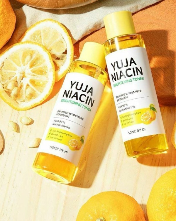 تونر yuja niacin من some by mi