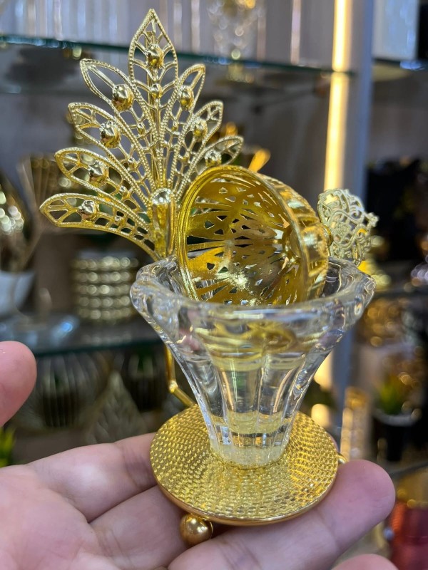 اباجورة كريستال