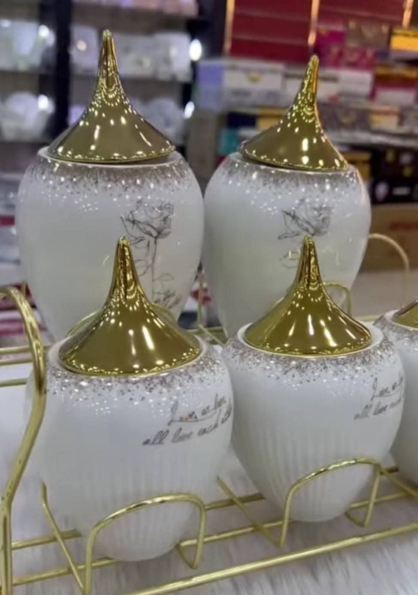 طقم توابل بورسلين لوتس