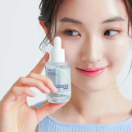 إسنتري سيروم حمض الهيالورونيك منخفض الجزيئات للترطيب العميق | Isntree Ultra-Low Molecular Hyaluronic Acid Serum 50ml