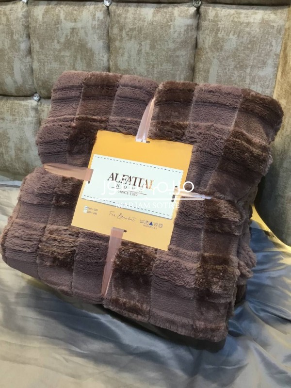 🌹🌹اشيك دفايه للشتا دا  دفايه الفتال اطفال 2 قطعه فرو ساده خطيره🌼حفر بالوان شيك وموديل جنان