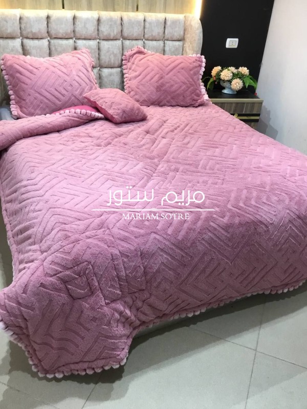 اكبر تشكيل لحاف الماسه كبير 4 قطع و3 قطع علي حسب الصوره 🤩 خصم خطيييير وفرصه لن تتكرر🌰