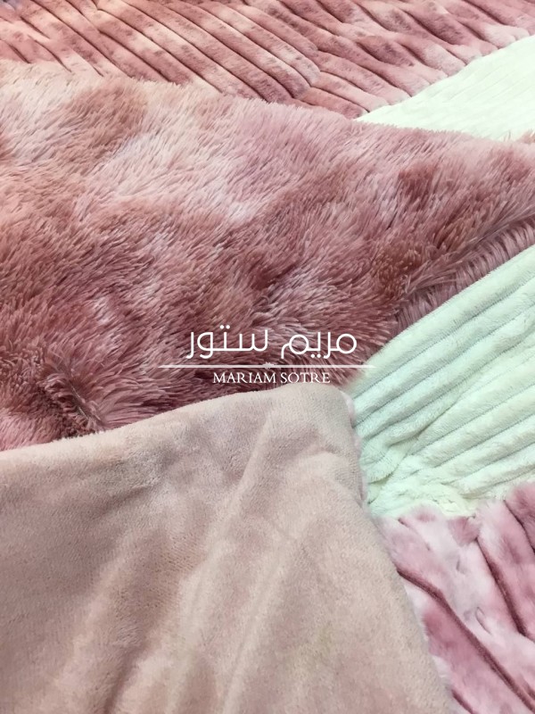 اكبر تشكيل لحاف الماسه كبير 4 قطع و3 قطع علي حسب الصوره 🤩 خصم خطيييير وفرصه لن تتكرر🌰