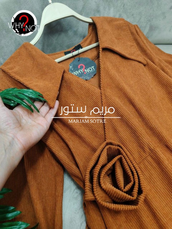 الخامه  ♥️ قطيفه مضلع  مطعمه جوبير يعني حاجه فخمه    السايز ♥️ ل 85 ك   الطول ♥️ يلبس ل 175 طول