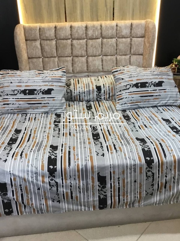 طقم المصريه  6 قطع شبابي ورسومات فنش بالمظبوط وخامهً خطيره توووحفه ❤️❤️ 2 ملايه 170*230 2 مخده 40*120 2 خداديه 50*60