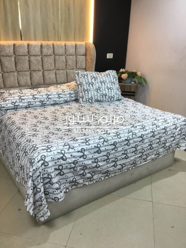 طقم المصريه  6 قطع شبابي ورسومات فنش بالمظبوط وخامهً خطيره توووحفه ❤️❤️ 2 ملايه 170*230 2 مخده 40*120 2 خداديه 50*60