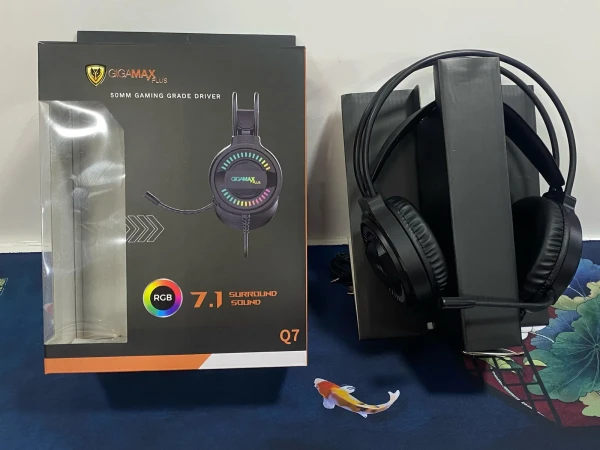 Headphone Gigamax Plus Q7 Gaming with Mic