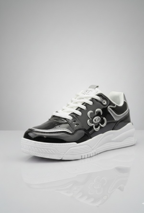 كوتشي sten بناتي