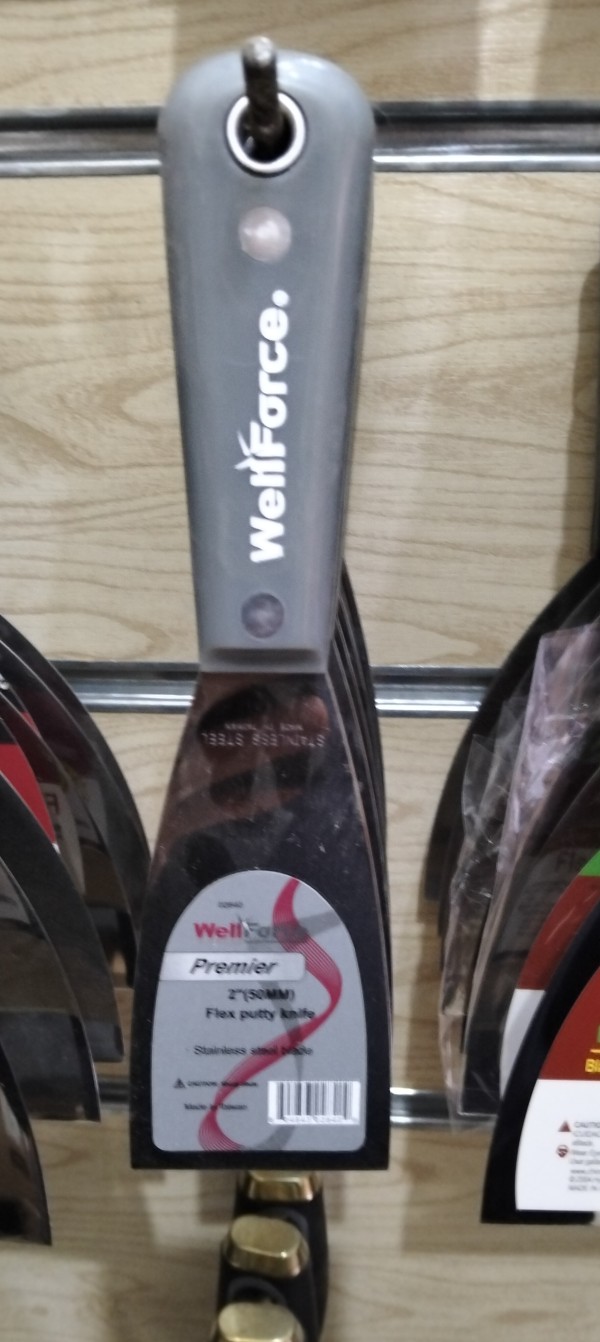 سكينه تايواني يد بلاستيك 2 بوصه