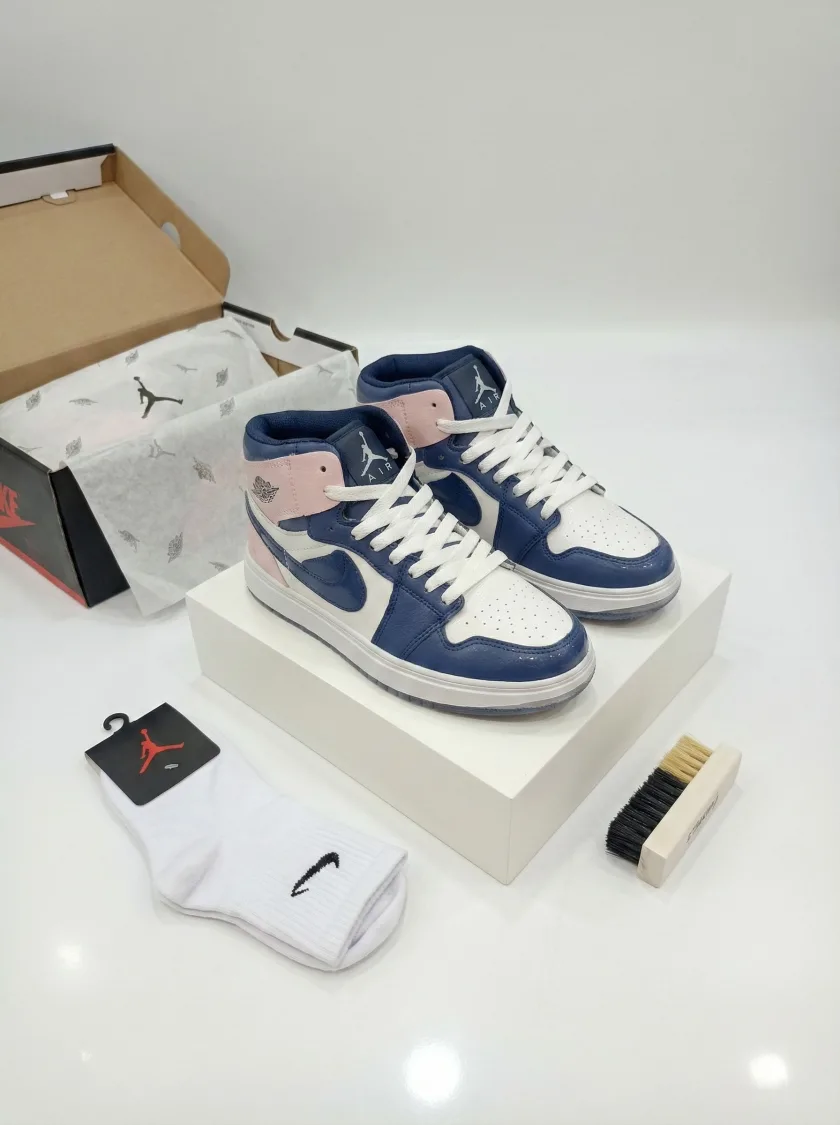 كوتشي جوردن بناتي - 👟 Jordan Girls High-Top Sneakers