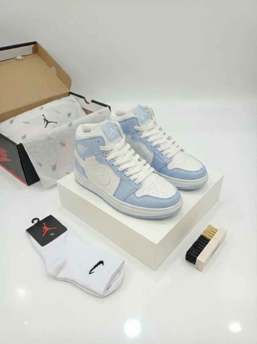 كوتشي جوردن بناتي - 👟 Jordan Girls High-Top Sneakers