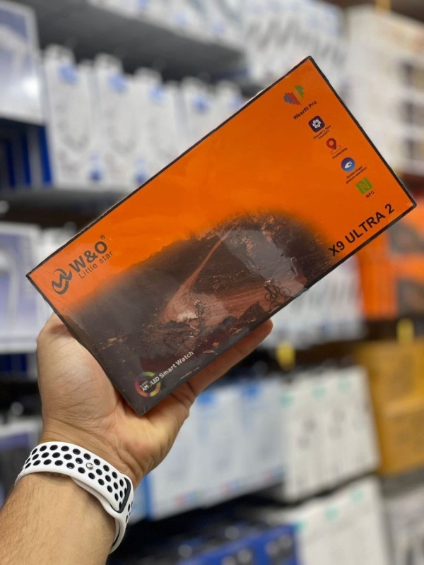 ساعة سمارت X 9 Ultra 2 شاشة اموليد وتدعم بلوتوث مكالمات