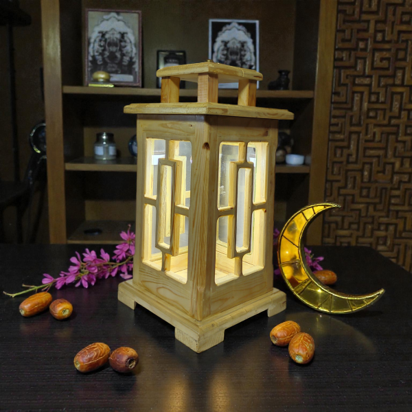 فانوس رمضان من الخشب الطبيعي