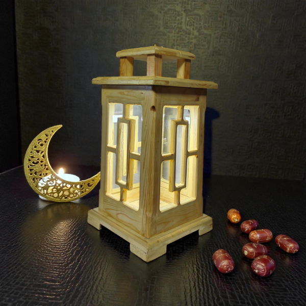 فانوس رمضان من الخشب الطبيعي