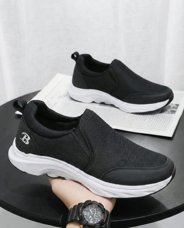 كوتشي سكتشرز سليب أون - Skechers Slip-On Sneakers 👟💙