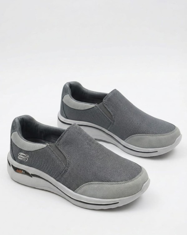 كوتشي سكتشرز - Skechers Sneakers 👟