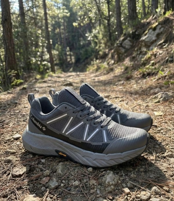 حذاء تريل رياضي احترافي - Trail Performance Sneakers