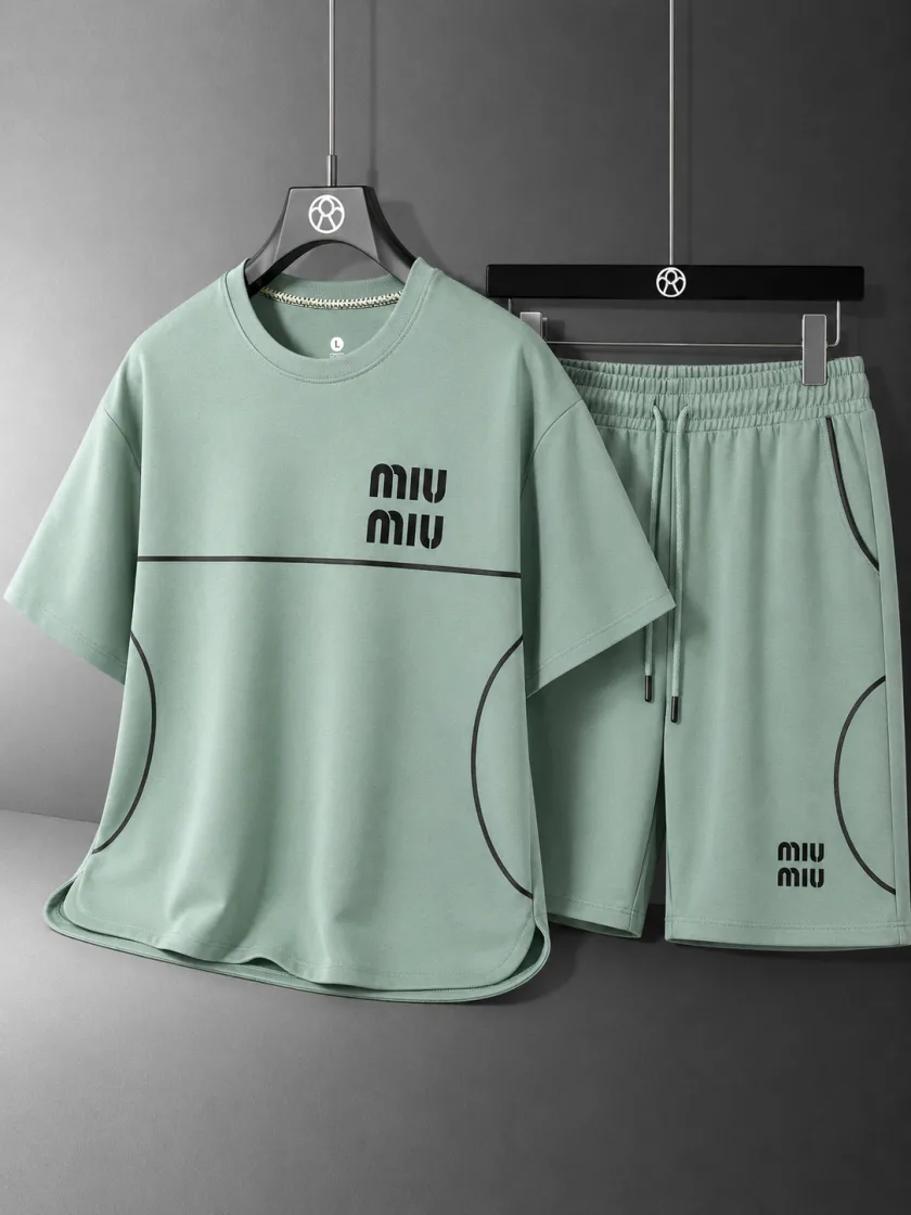 ترينج شورت MIU MIU