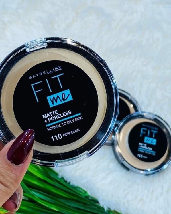 بودرة فيت مي المضغوطة من ميبيلين - Maybelline Fit Me Matte + Poreless Powder